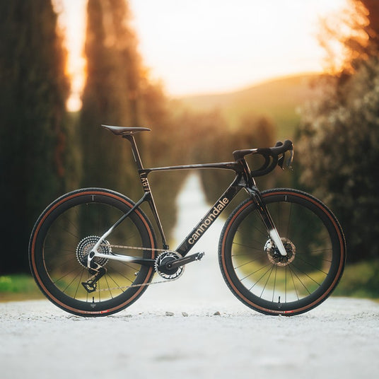 Cannondale SuperX mit Carbon Rahmen