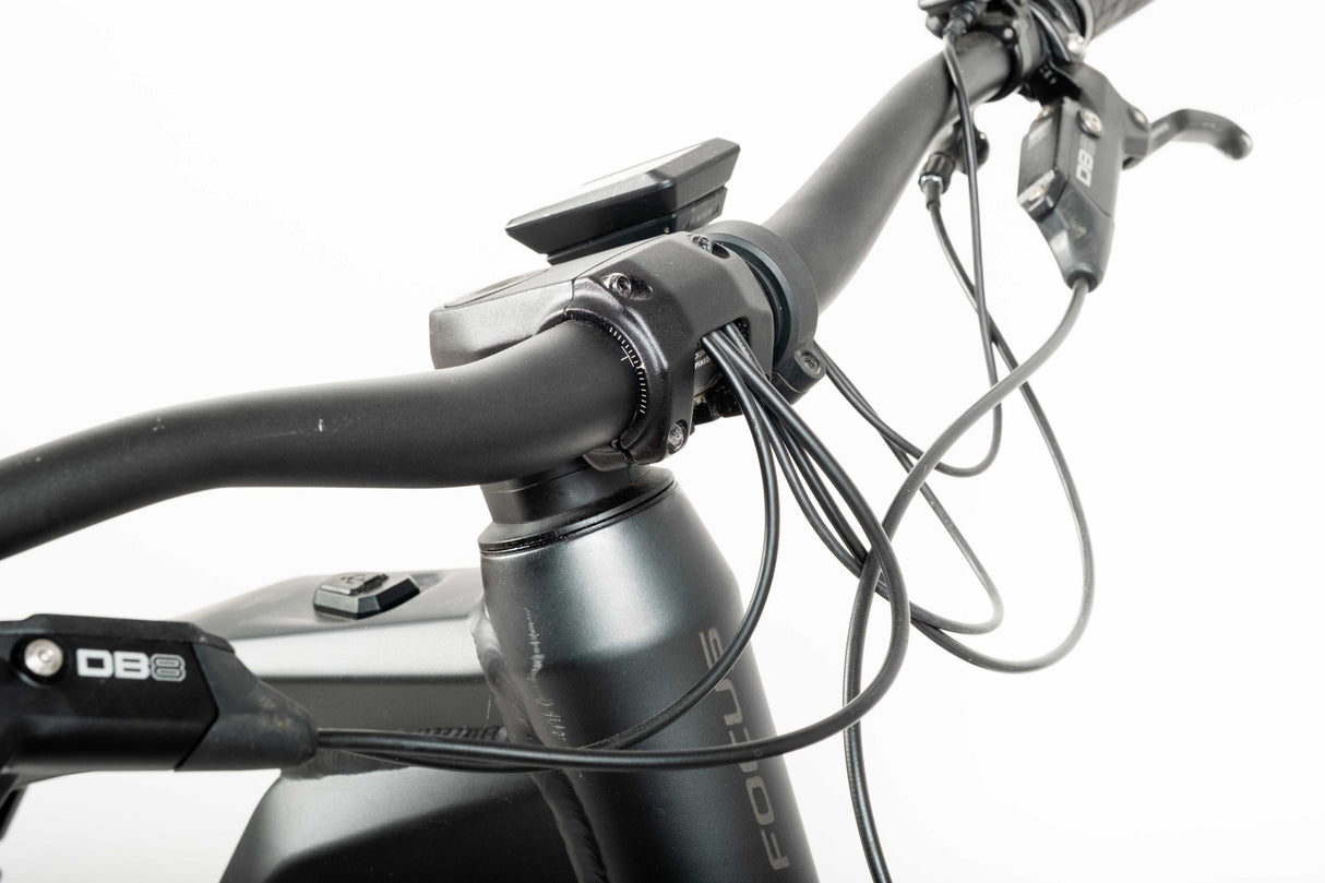 Focus Thron² 6.8 - Used*