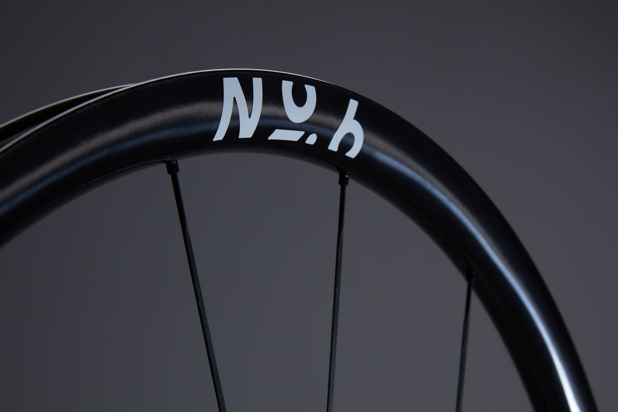 No. 6 Racing Wheels | 28/28 Superlight Climb - Bei 2-Cycle GmbH Freiburg entdecken!