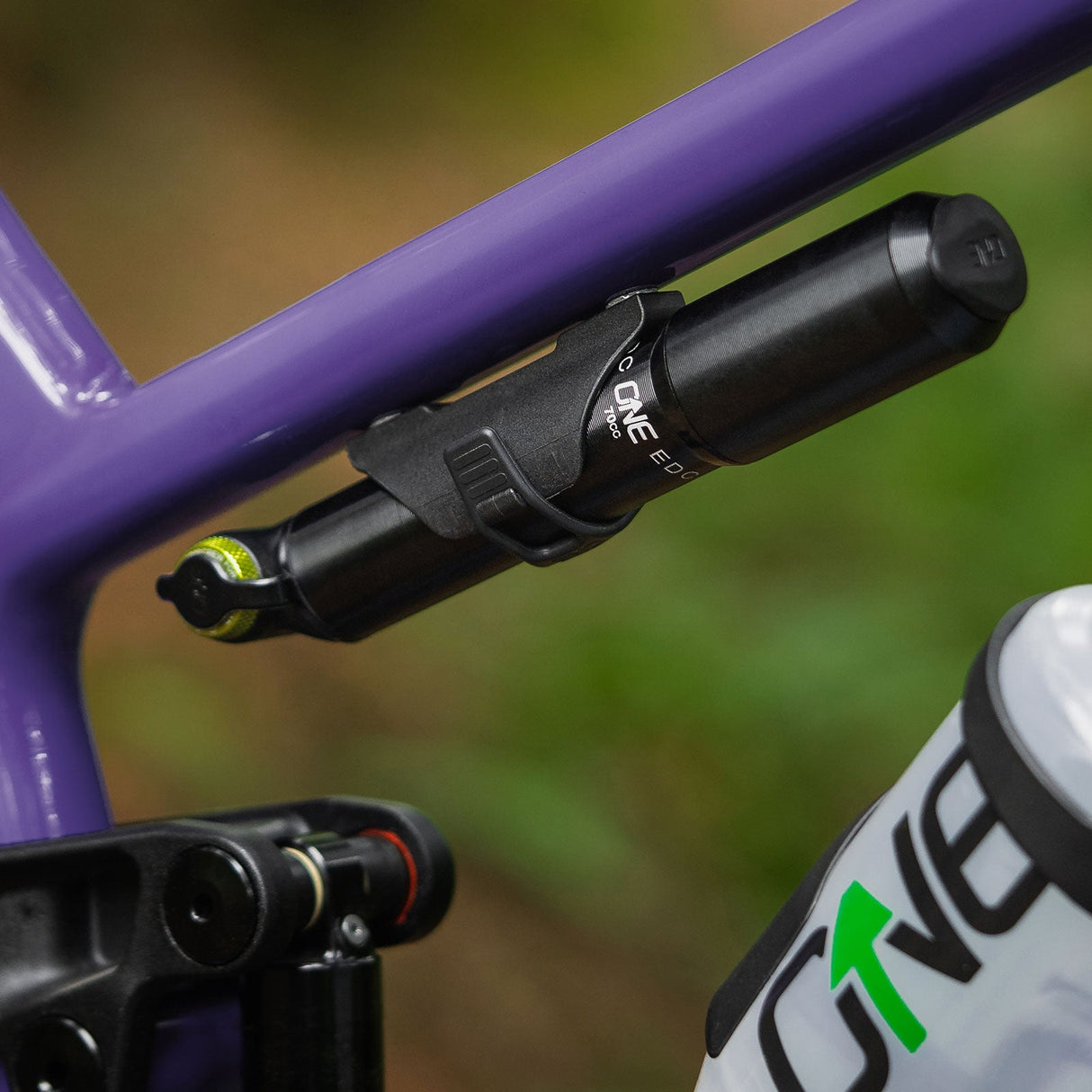 OneUp EDC Inline Pump Mount