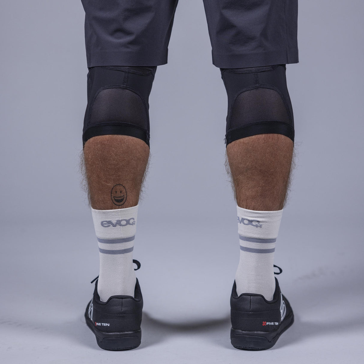 EVOC | Knee Protector LS Flex Lite - Bei 2-Cycle GmbH Freiburg entdecken!