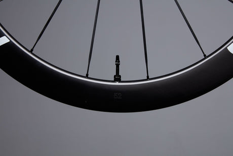 No. 6 Racing Wheels | 52/58 Superlight Aero - Bei 2-Cycle GmbH Freiburg entdecken!