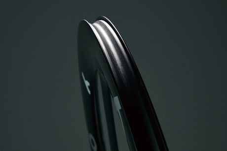 No. 6 Racing Wheels | A3RO Tri-spoke - Bei 2-Cycle GmbH Freiburg entdecken!