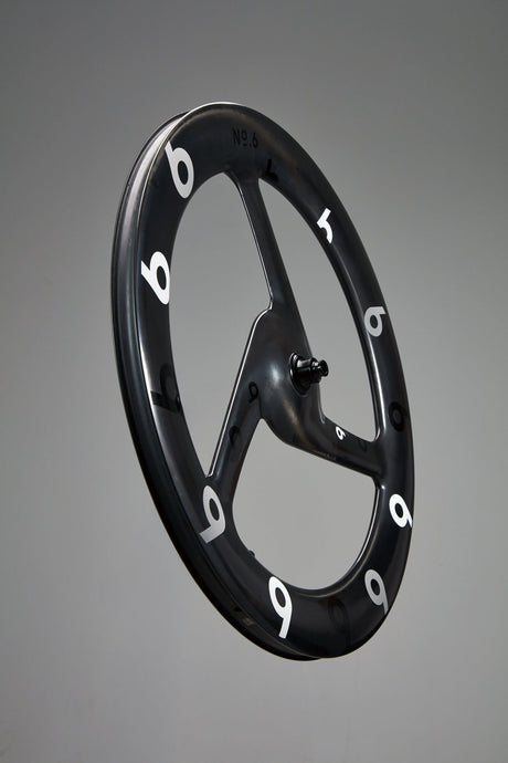 No. 6 Racing Wheels | A3RO Tri-spoke - Bei 2-Cycle GmbH Freiburg entdecken!