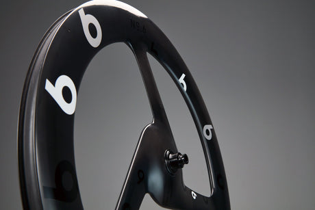 No. 6 Racing Wheels | A3RO Tri-spoke - Bei 2-Cycle GmbH Freiburg entdecken!