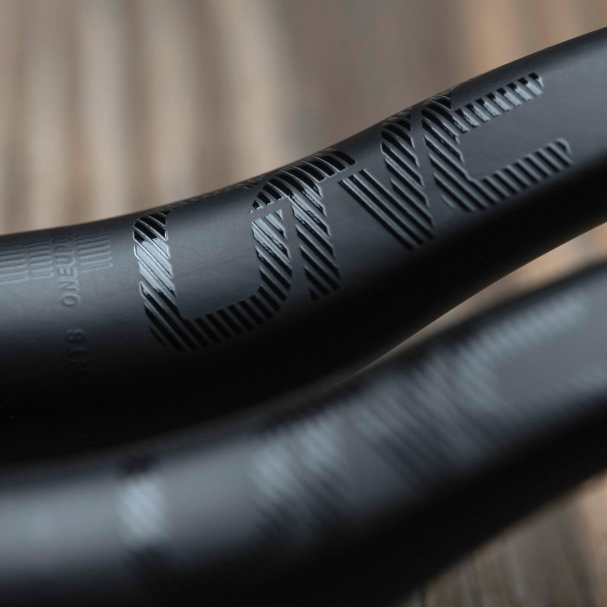 OneUp V1 Carbon Lenker - Bei 2-Cycle GmbH Freiburg entdecken!