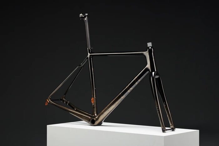 Seka_Afield_Frameset