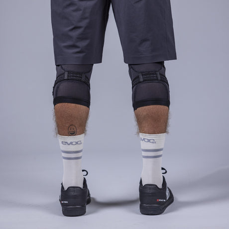 EVOC | Knee Protector LS Flex Enduro - Bei 2-Cycle GmbH Freiburg entdecken!